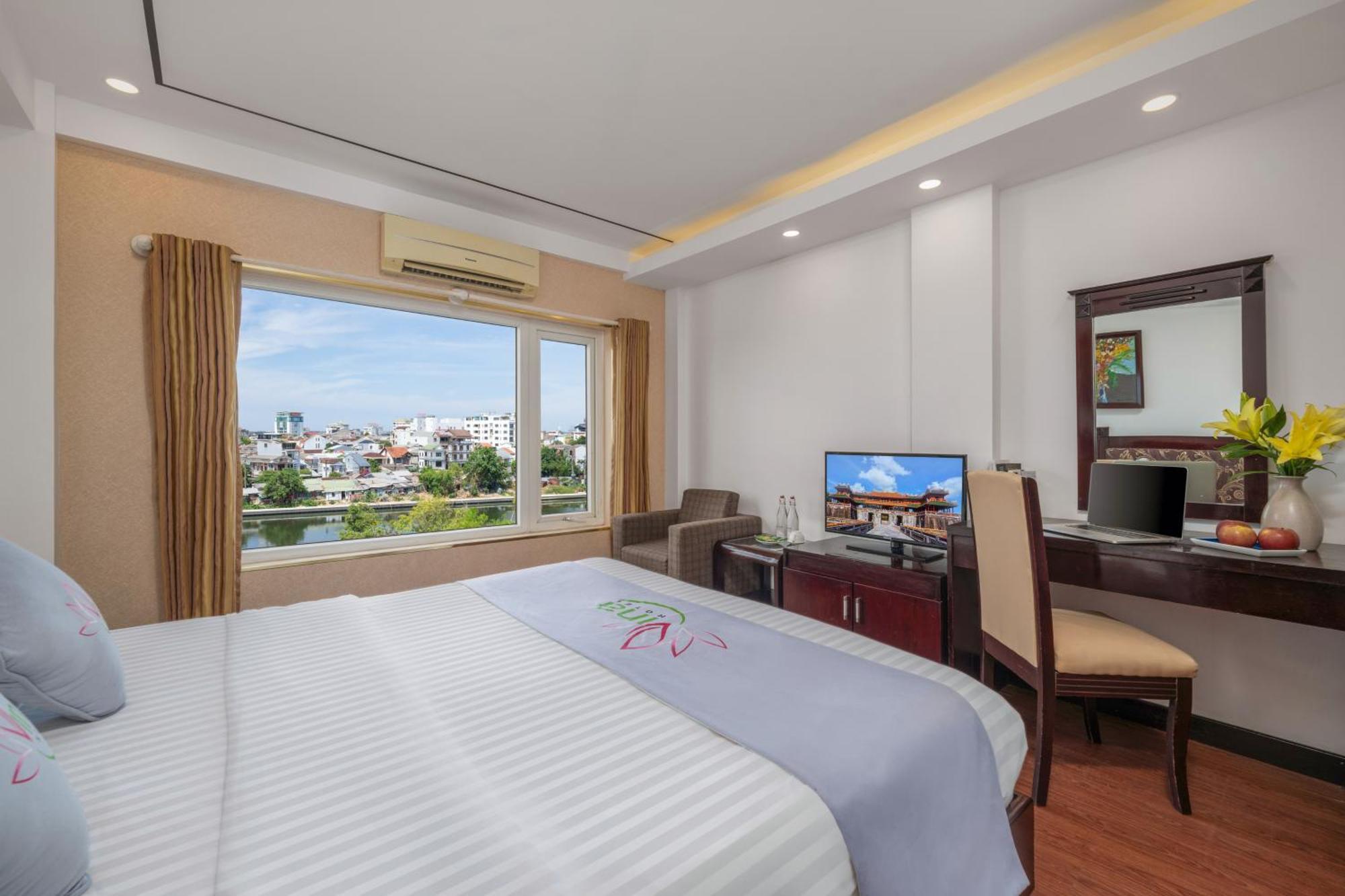 Vina Spa Hotel Hue Exterior foto