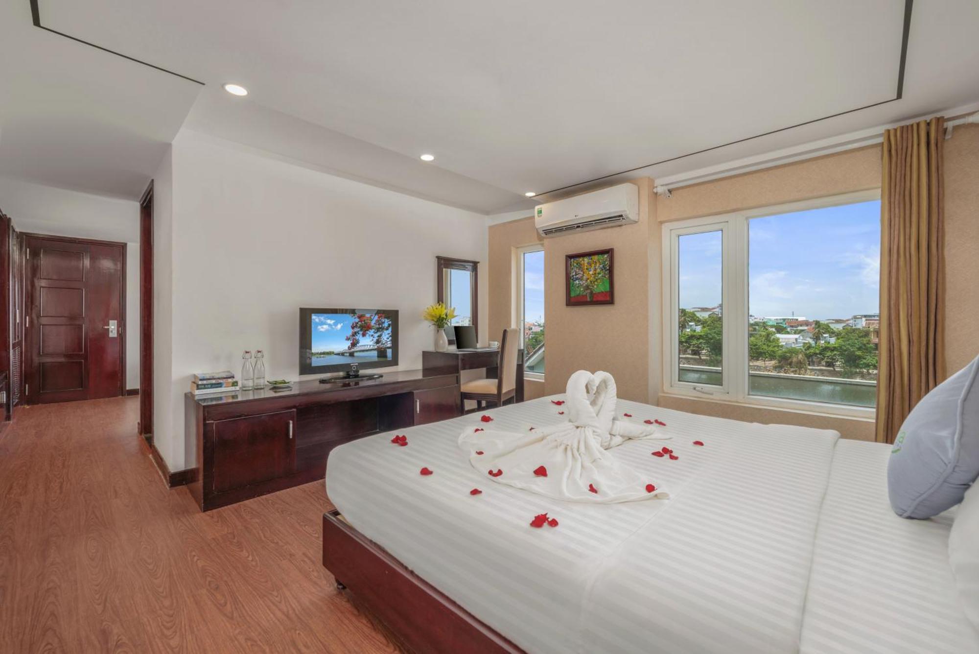 Vina Spa Hotel Hue Exterior foto