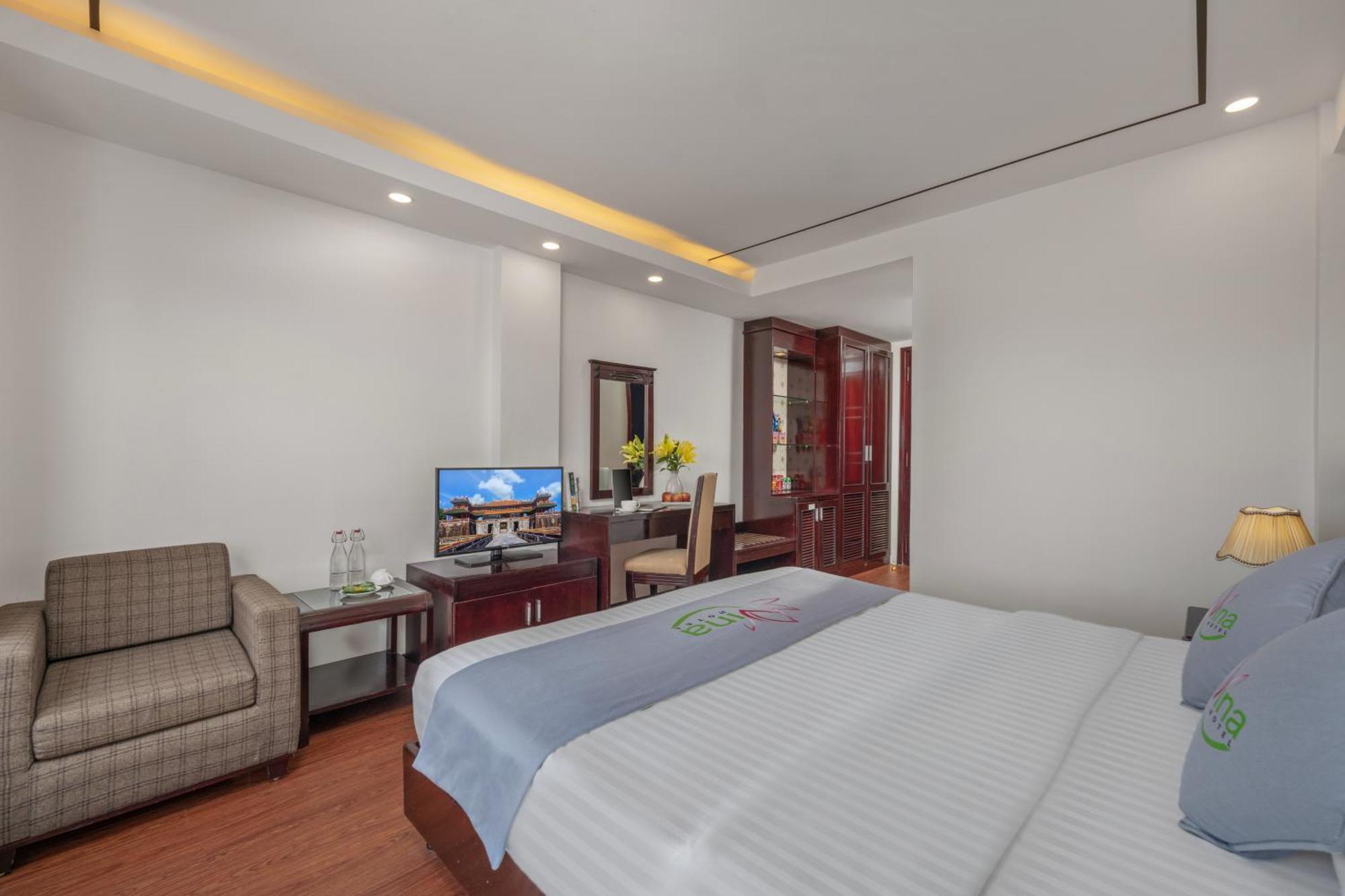 Vina Spa Hotel Hue Exterior foto
